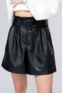 051122 Шорти з екошкіри з поясом чорні