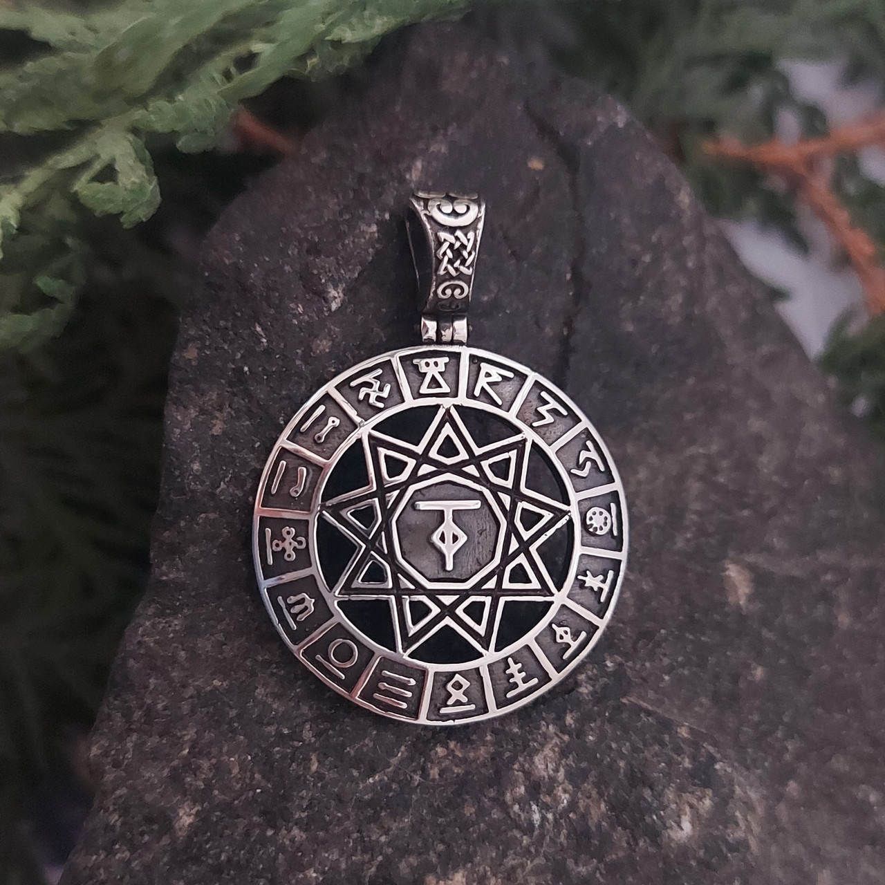 Чертог Кришень Тур кулон оберіг амулет