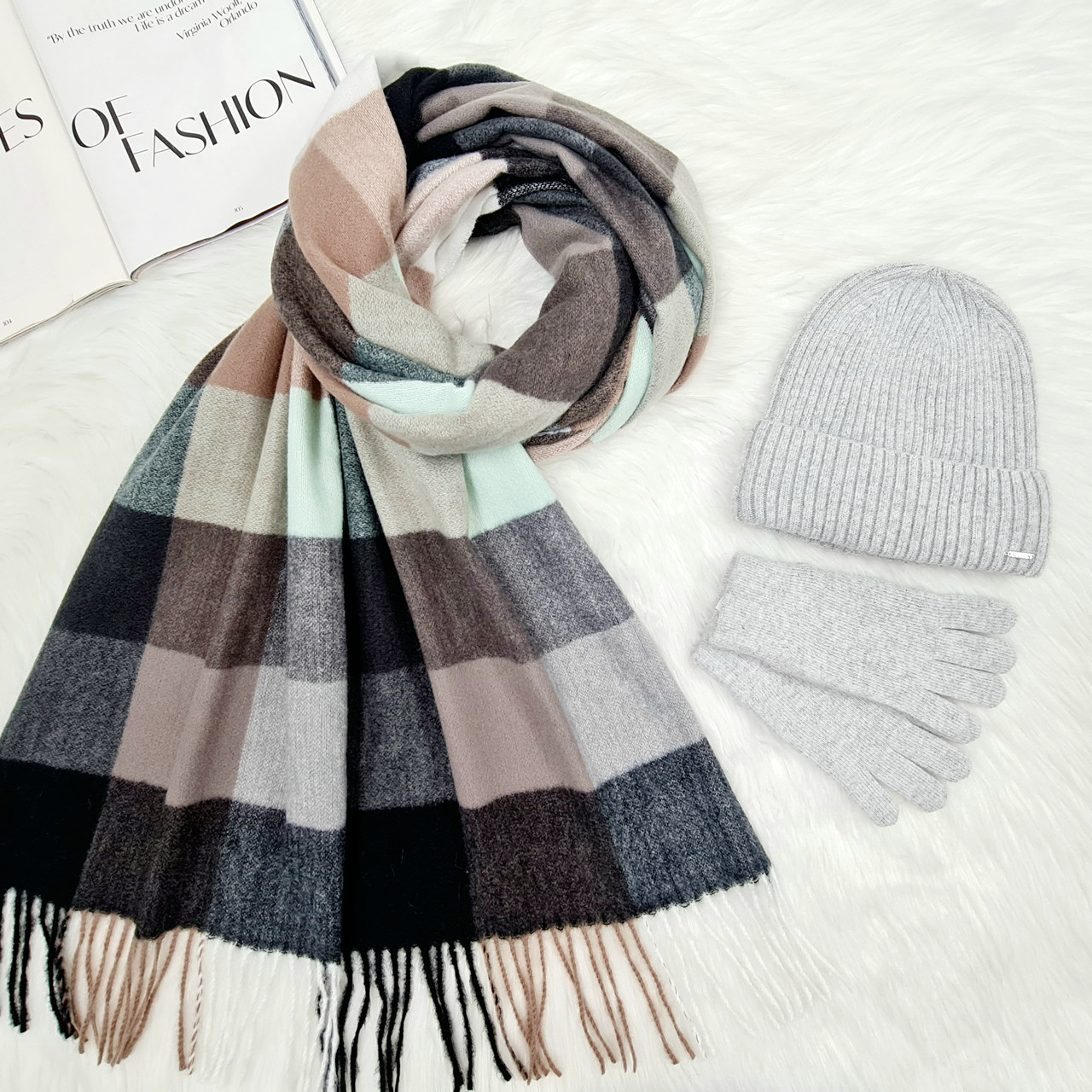 Комплект жіночий зимовий ангора з вовною на флісі (шапка+шарф+рукавички) ODYSSEY 56-58 см різнокольоровий 12790 - 8025  - 4001, фото 1