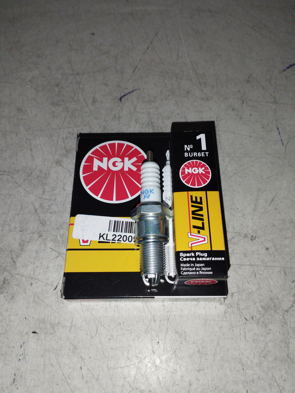Купить Свечи зажигания NGK V-line №1 комплект, цена 695 ₴ — Prom.ua (ID ...