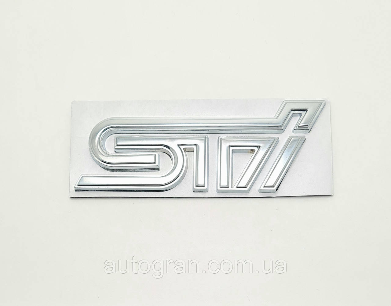 Емблема кузова Subaru STI