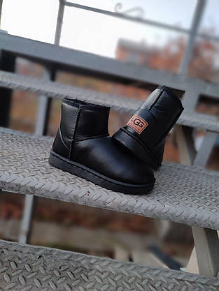 UGG Екошкіряні Чорні уги короткі низькі жіночі чорні теплі зимові міні, фото 3