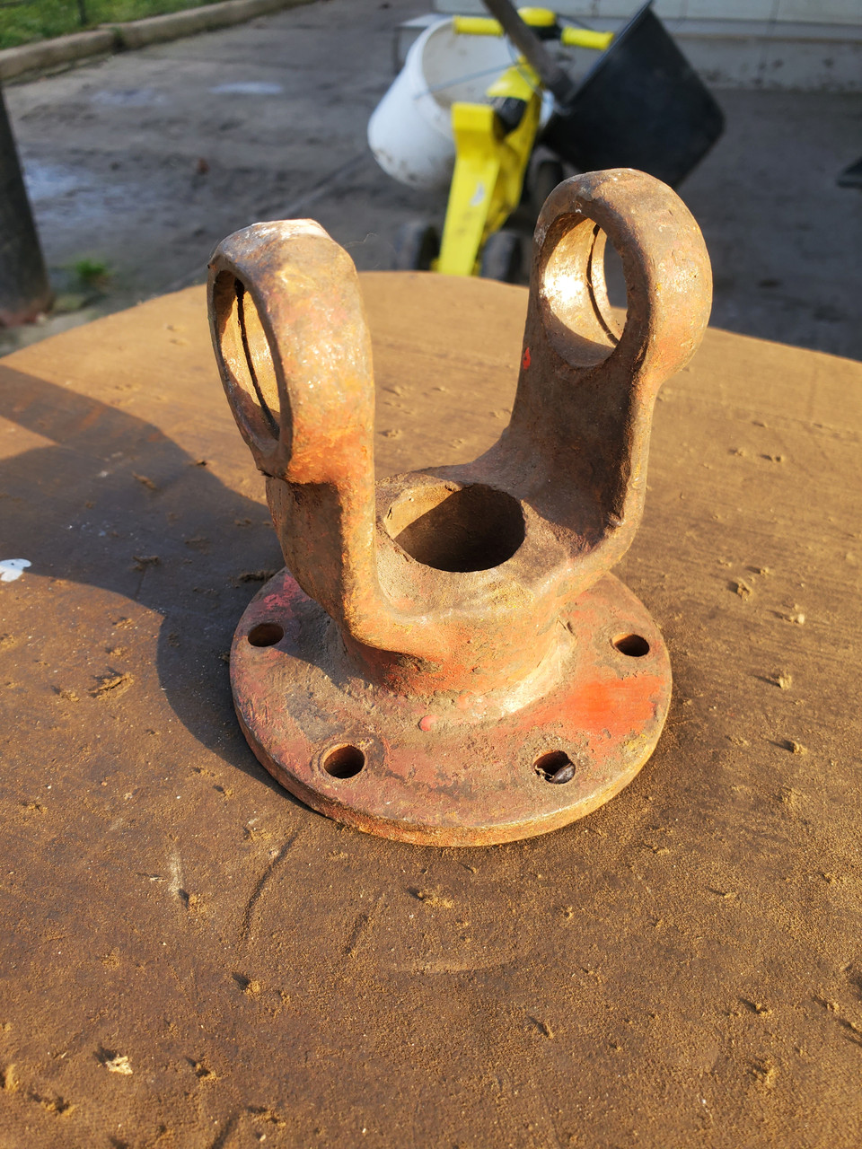 Фланец кардана вилка кардана под круг флянец фланец кардана идеал, цена ...