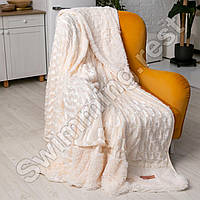 Двостороннє покривало плед Хутряний "Нірка" Травка Євро 220x240 см Молочний у подарунковій сумці