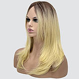 Довга перука з проділом на сітці Whiskey Lace колір блондин з темною прикореневою, фото 2