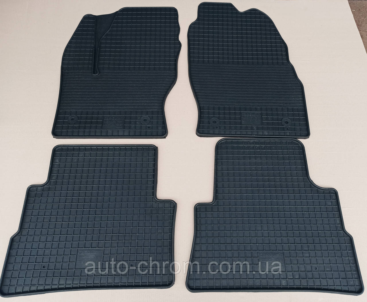 Килимки гумові в салон Ford Kuga / Escape 2013-2019, фото 1