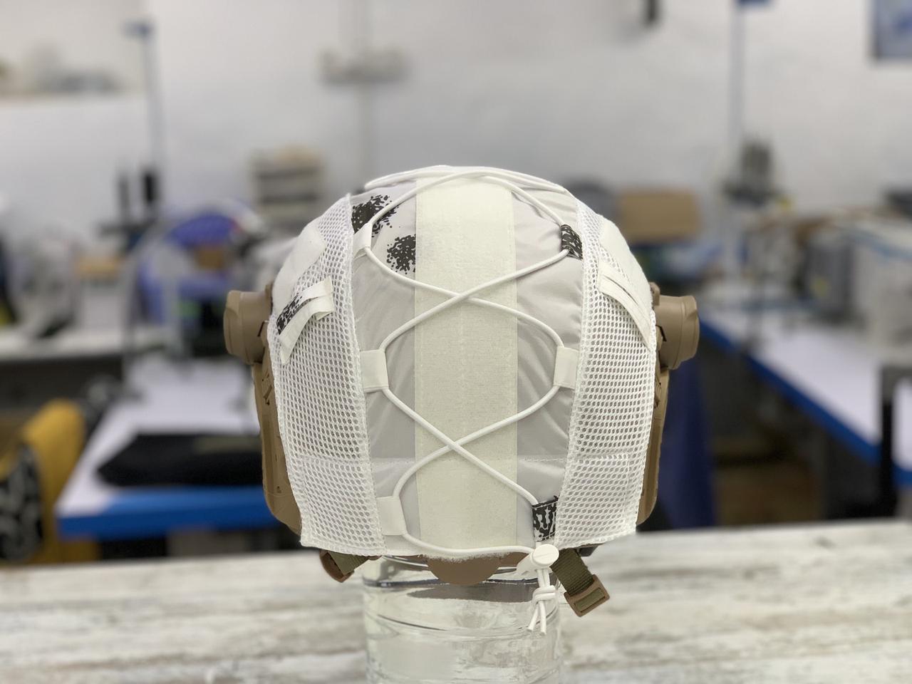 Кавер белый на каску для шолома білий зсу маскувальний зимовий, чохол на шолом каску зсу білий "ляпка", фото 1