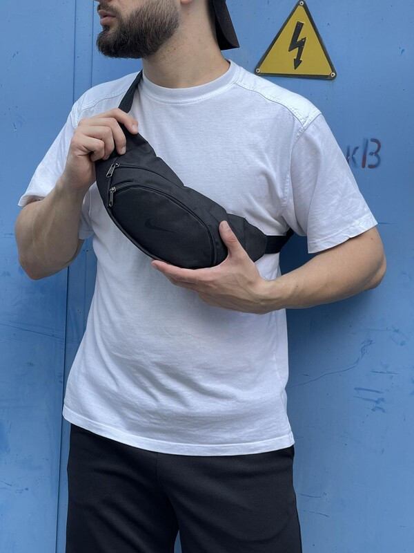 Фірмова сумка Intruder чорна із чорним логотипом, фото 1