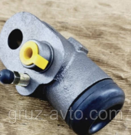 Циліндр колісний ГАЗ-66 робочий переднього гальма правий 66163501040