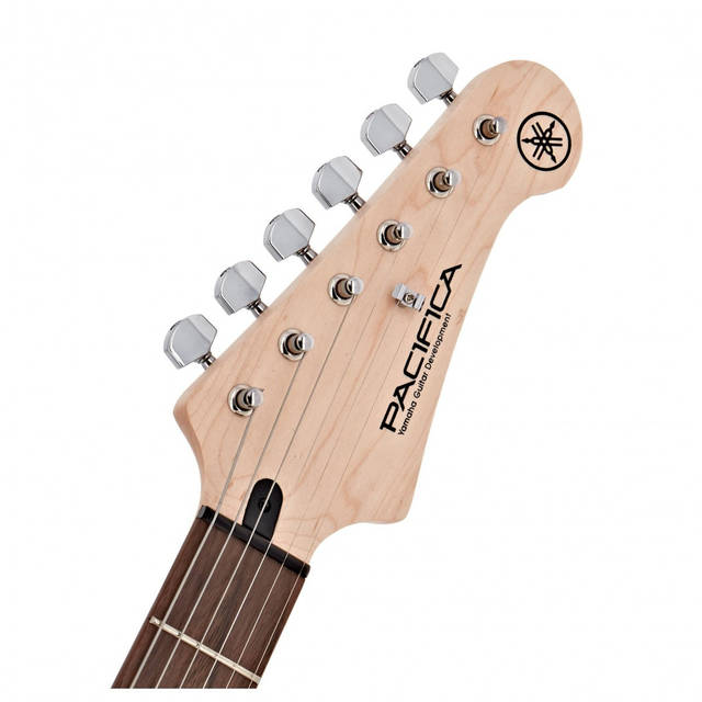 【オプション有10204】YAMAHA PACIFICA PAC012 ホワイト オプション有10204】YAMAHA PACIFICA PAC012 ホワイト