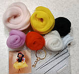 Набір для валяння з вовни Білосніжка (брелок + інструменти), фото 3