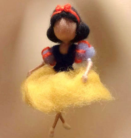 Набір для валяння з вовни Білосніжка (брелок + інструменти), фото 1