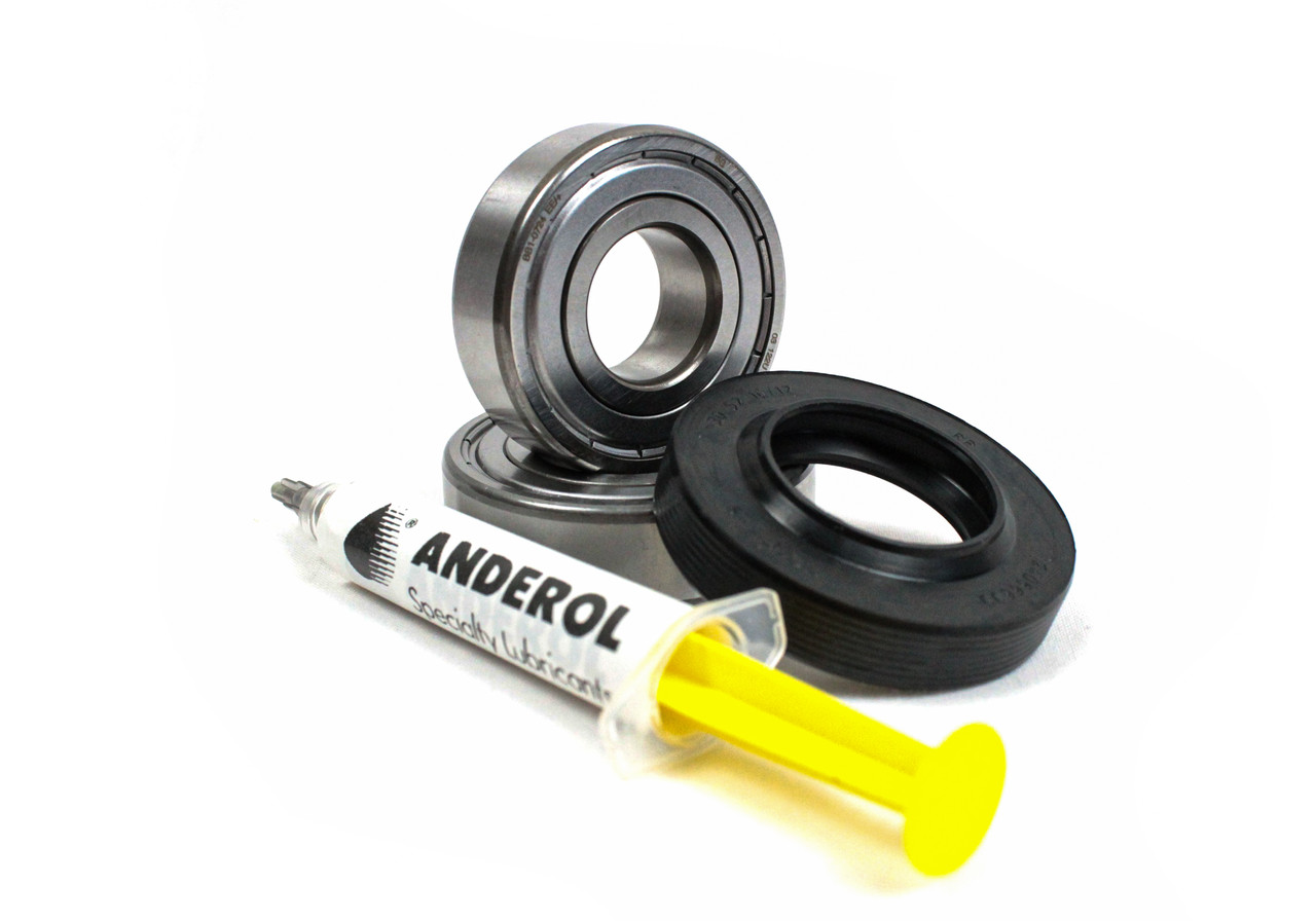 Подшипники стиральной машины Bosch SKF 204, SKF 205 и сальник 30х52х10/12