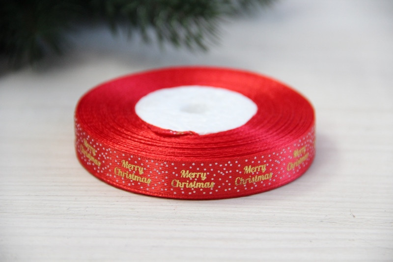 Атлас " Merry Christmas з горошками " 1.2 см червоний рулон 22.5 метри