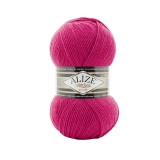 Нитки пряжа для в'язання напіввовна SUPERLANA KLASIK Супер Лана Класик № 798 - бугенвіллія