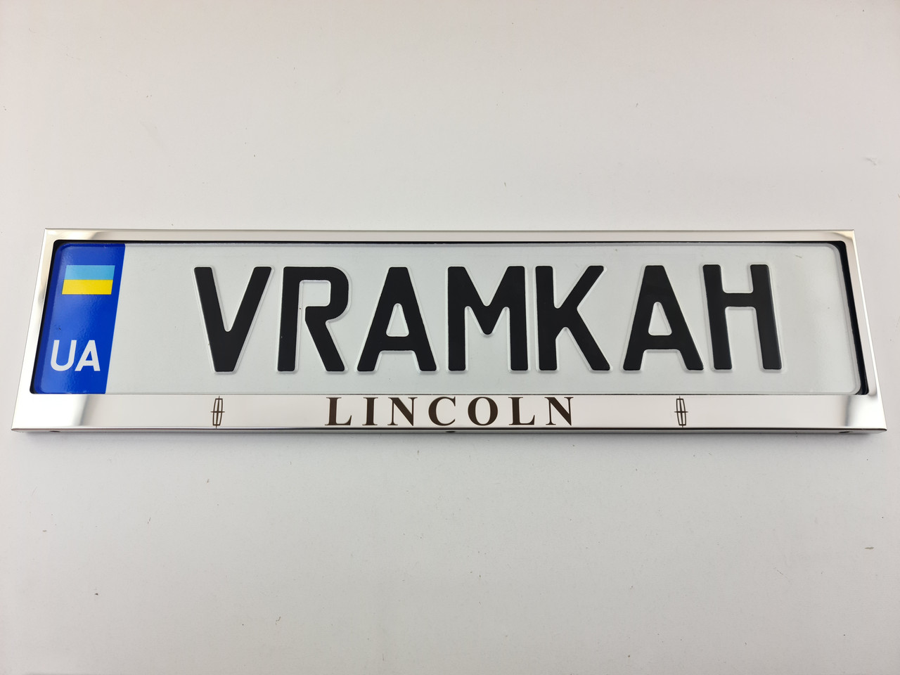 Номерна рамка для авто Lincoln