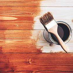 Лаки для внутрішніх і зовнішніх робіт