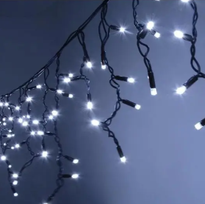 Новорічна світлодіодна гірлянда-бахрома біло-синя 100 LED 5м*0.6м,чорний каучук 3.3мм