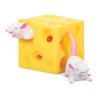 Антистрессовая игрушка "Мышки в сыре"