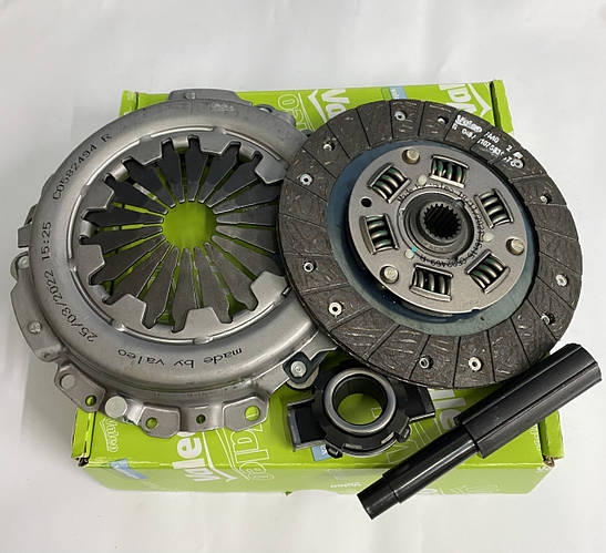 Сцепление в сборе (корзина+диск+выжимной) ВАЗ 2108, 2109, 21099 2113 ...