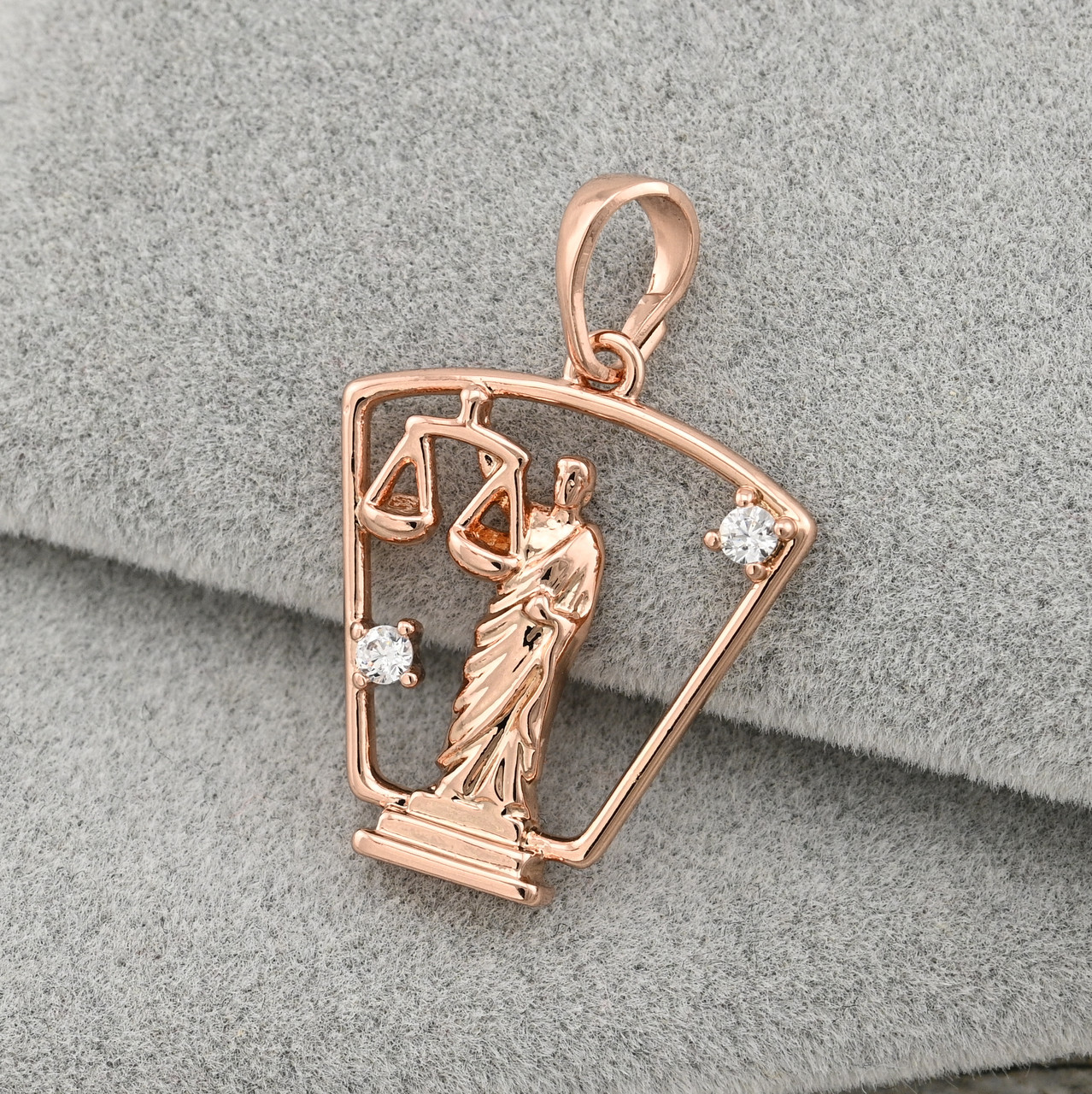 Кулон Феміда 38081 для ланцюжків до 3 мм розмір 25х18 мм білі фіаніти вага 1.5 г позолота РО, фото 1