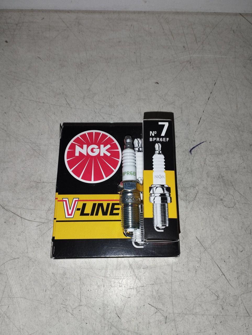 NGK Свічки запалювання V-line No7