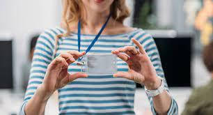 Пластикові горизонтальні бейджики для школи, ресторану та пропуску співробітників 10,5х8см, фото 3