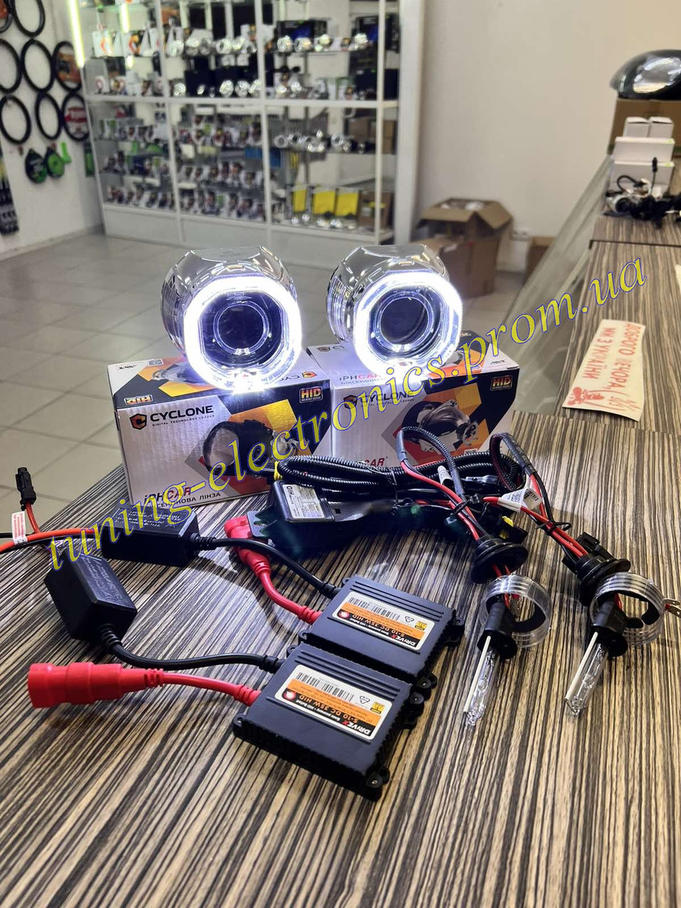 Биксеноновые линзы+ксенон,Полный комплект Cyclone 2.5 дюйма G5 LED квадро ангельские глазки и ксенон Н1 5000 - фото 6 - id-p1714469193