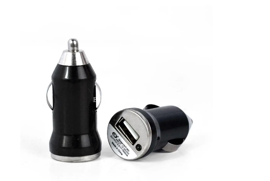 Додатковий порт usb для заряджання пристроїв в автомобіль 12 V 231593