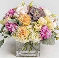 Діамантова вишивка. Картина на підрамнику "Елегантний букет", 30х30 см, квадратні стрази