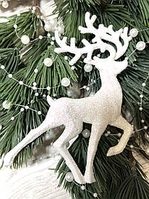 Новорічний підвіс — олень. Прикраса новорічна — олень білий.