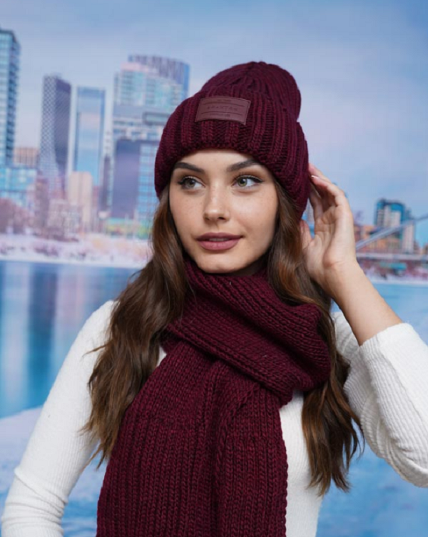 Шапка в'язана жіноча + шарф комплект бордовий Онтаріо 547W
