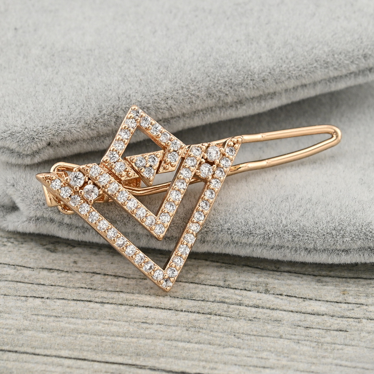 Брошка шпилька 38471 розмір 42х24 мм білі фіаніти вага 5.0 г позолота 18К, фото 1