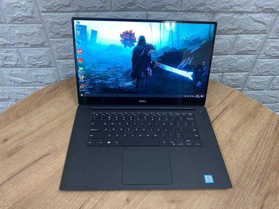 Ноутбук Сенсорний Dell XPS 9560 15.6"4K/IPS/i7 7700HQ/16Gb/SSD512/GTX1050-4Gb