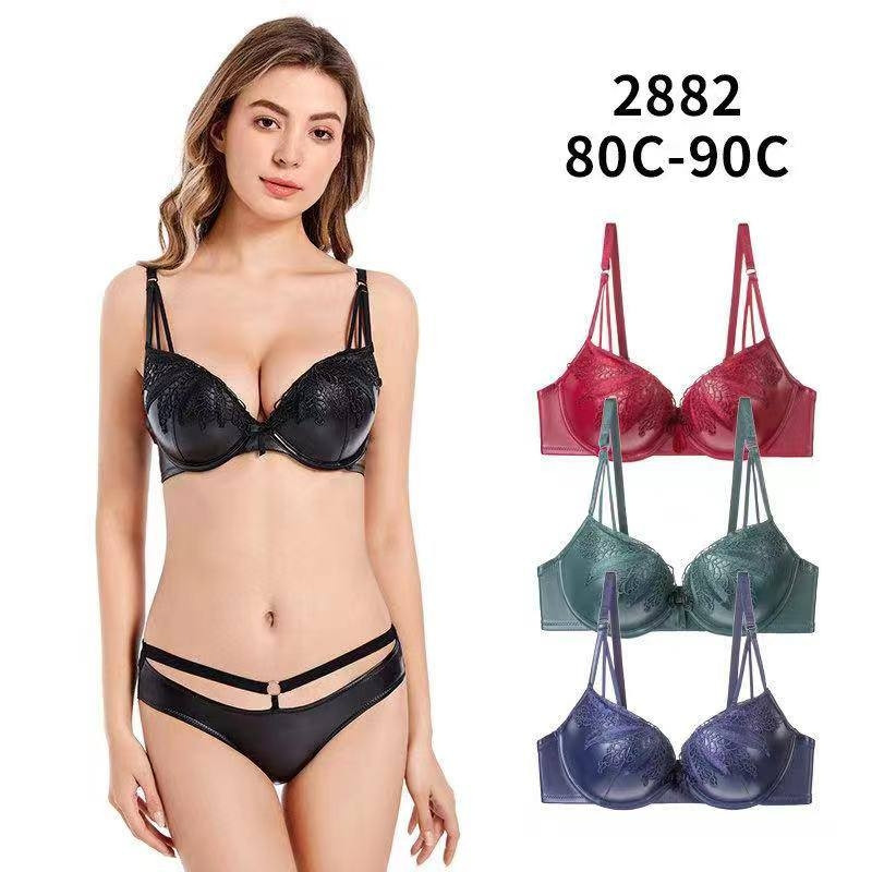 Комплекти жіночі з Угорщини гуртом.