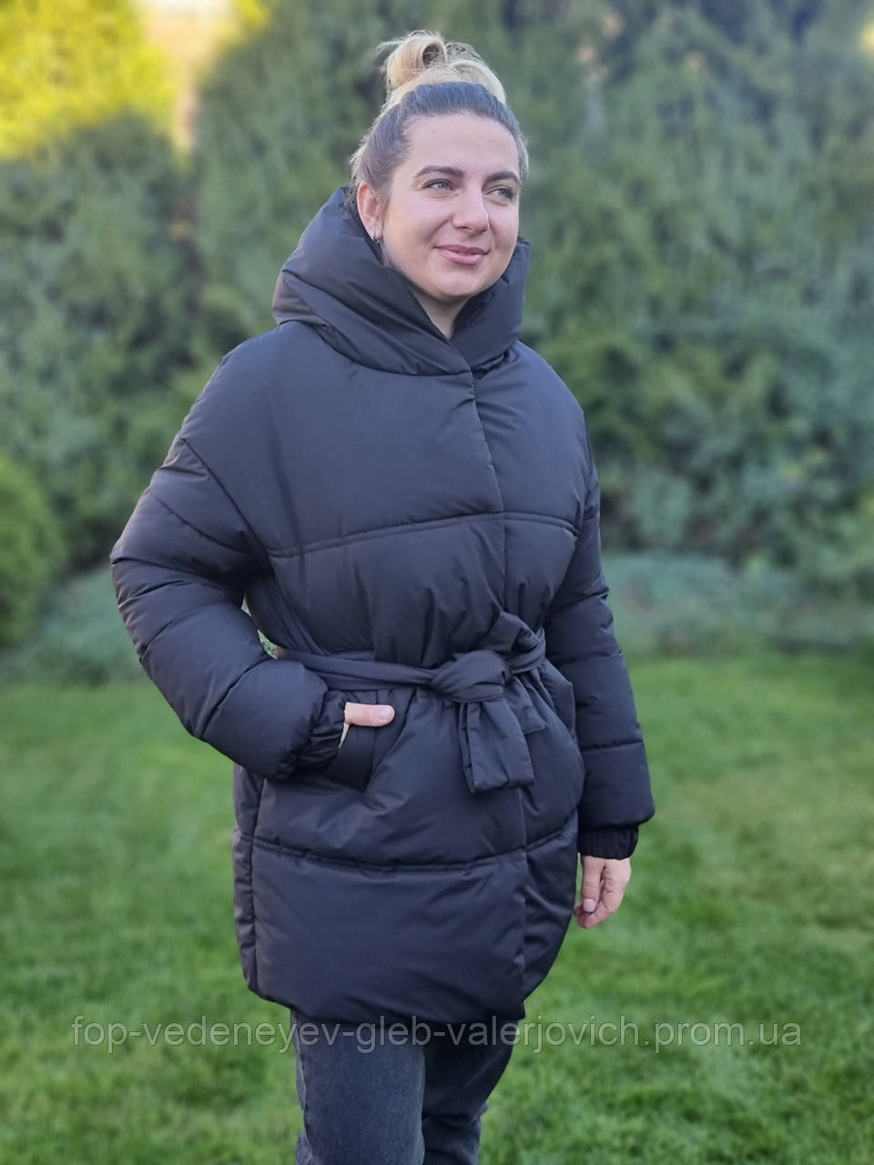 Жіноча зимова куртка, чорна