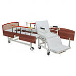 Медичні функціональні ліжка з інвалідним візком