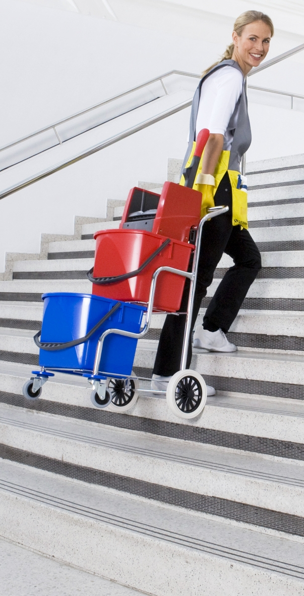 Прибирання під'їздів