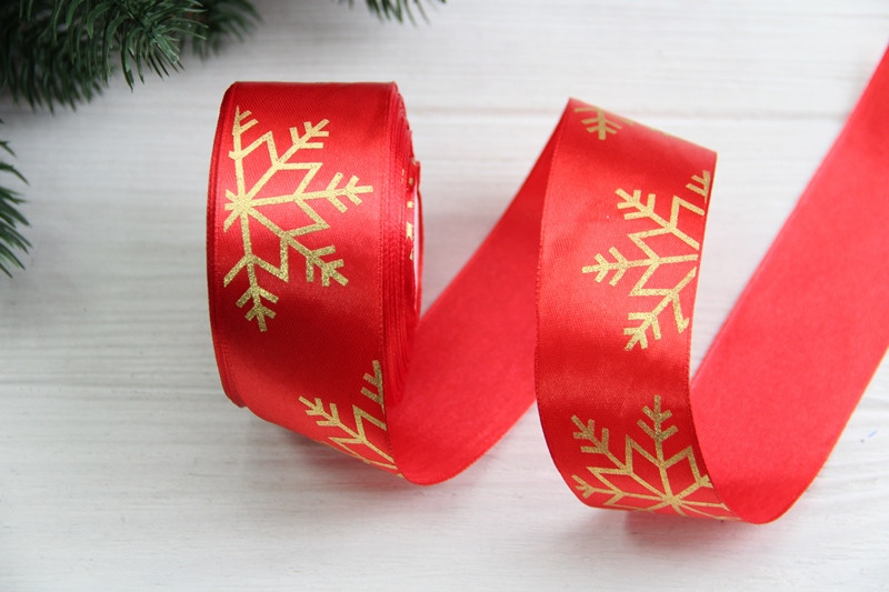 Атлас " Золоті сніжинки " 4 см червоний рулон 22.5 метри