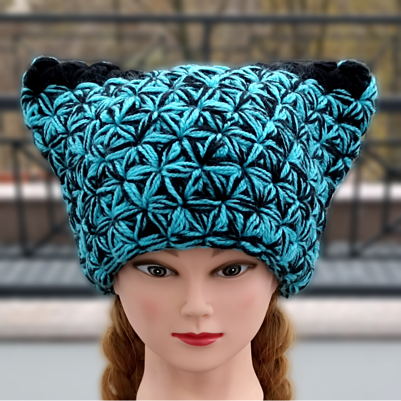 В'язана жіноча шапка - кішка, HandMade модна шапка з вушками на кожен день - зелено-жовта від PRIGRIZ