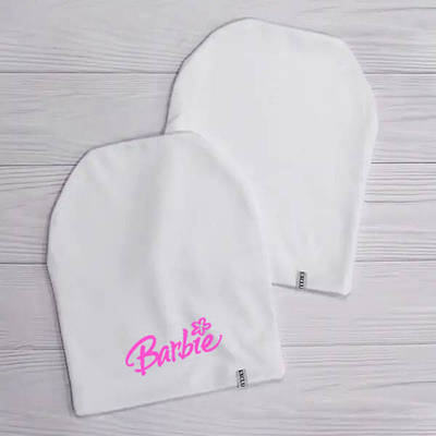 Жіноча шапка з принтом Barbie
