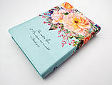 🇺🇦 Біблія з квітковим дизайном "Піони", без замочку, пошукові індекси, українською мовою, фото 4