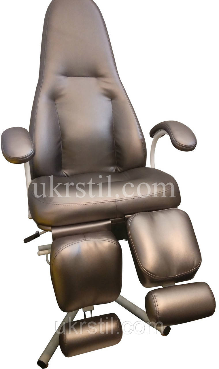 Педикюрно-косметологічне крісло КП-5 з підставкою для ванни