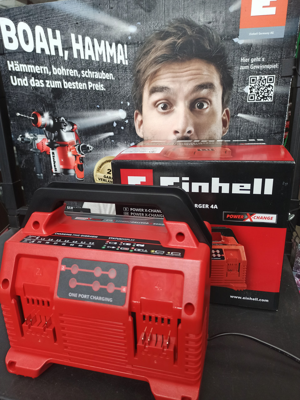 Зарядний пристрій для 4 акумуляторів Einhell Power-X-Quattrocharger 4A (4512102)