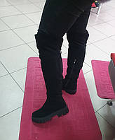 Модні ботфорти жіночі зимові на товстій підошві замшеві чорні 38 39 розміри