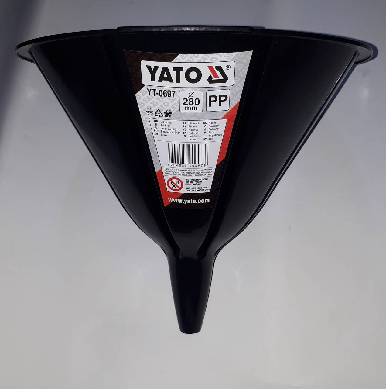 

Лейка пластиковая YATO YT-0697