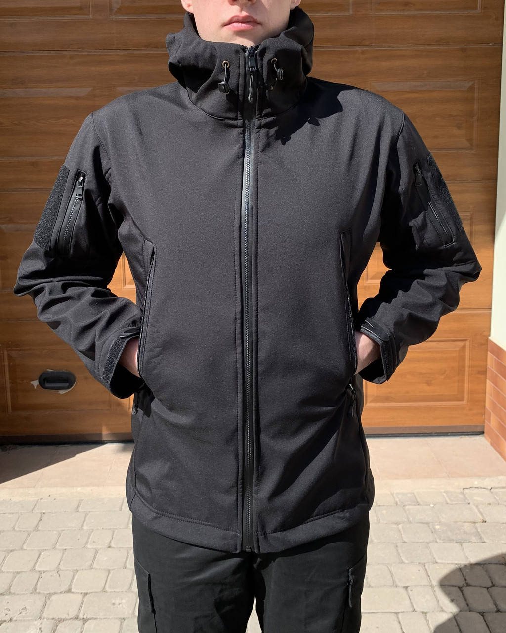 

Тактическая Куртка Soft Shell чёрная 01 непромокаемая, Черный
