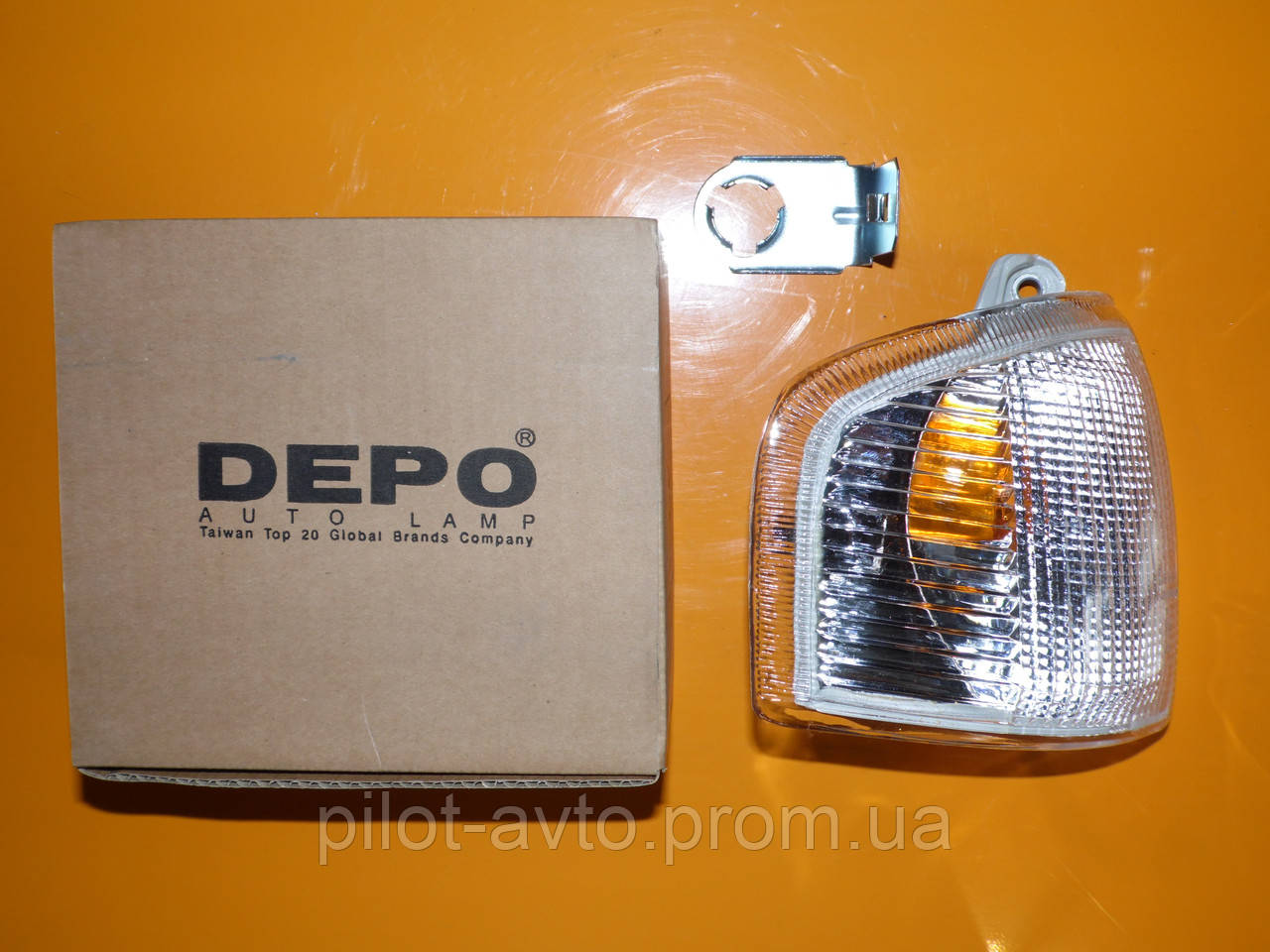 Ліхтар покажчика повороту лівий Depo 431-1522R-UE-C Ford orion escort 1985-1990 Форд оріон єскорт