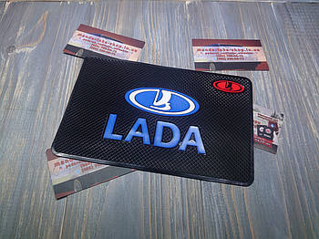 Антиковзаючий килимок на панель авто Lada (Лада)