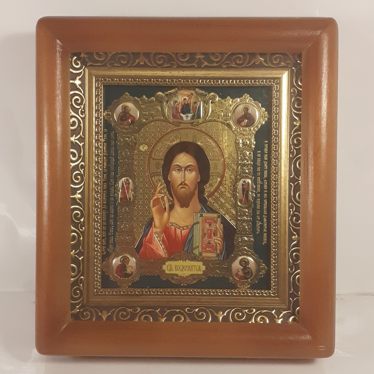 Ікона Господа Вседержителя, лик 10х12 см, у коричневому дерев'яному кіоті